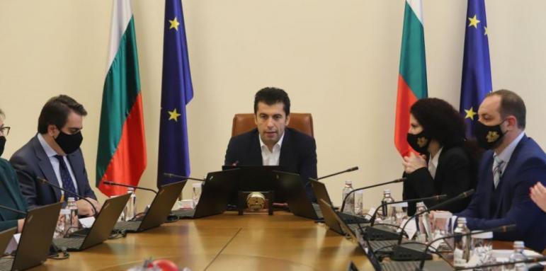 Петков отчете голям дипломатически пробив за България